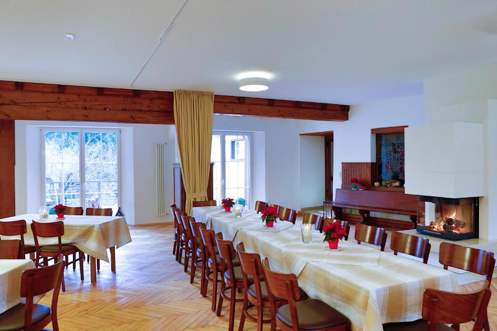 Gasthof Zum Goldenen Kreuz Wilhelmsdorf  المظهر الخارجي الصورة